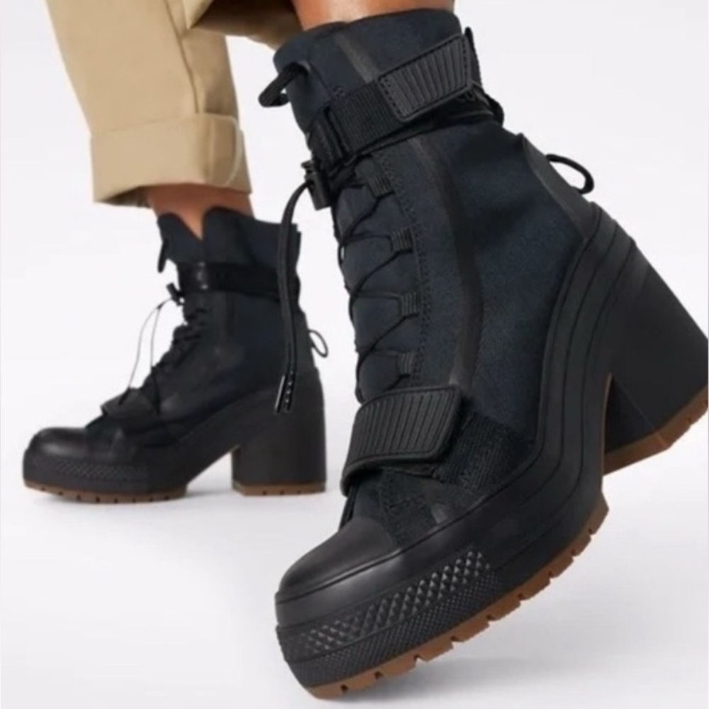 Converse Women's Black Platform Boots